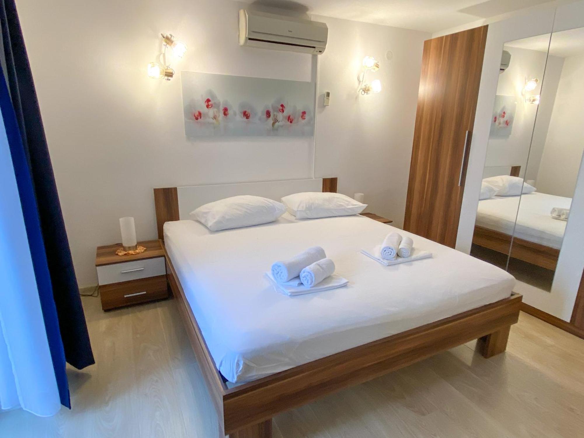 Apartmani Nede Trogir Kültér fotó